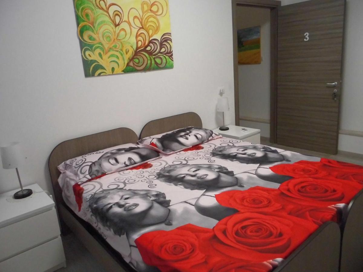 Mary Affittacamere Comiso Exterior foto