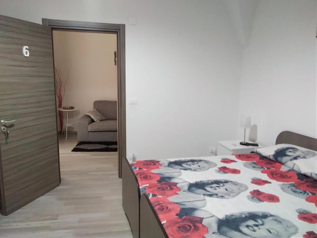 Mary Affittacamere Comiso Exterior foto