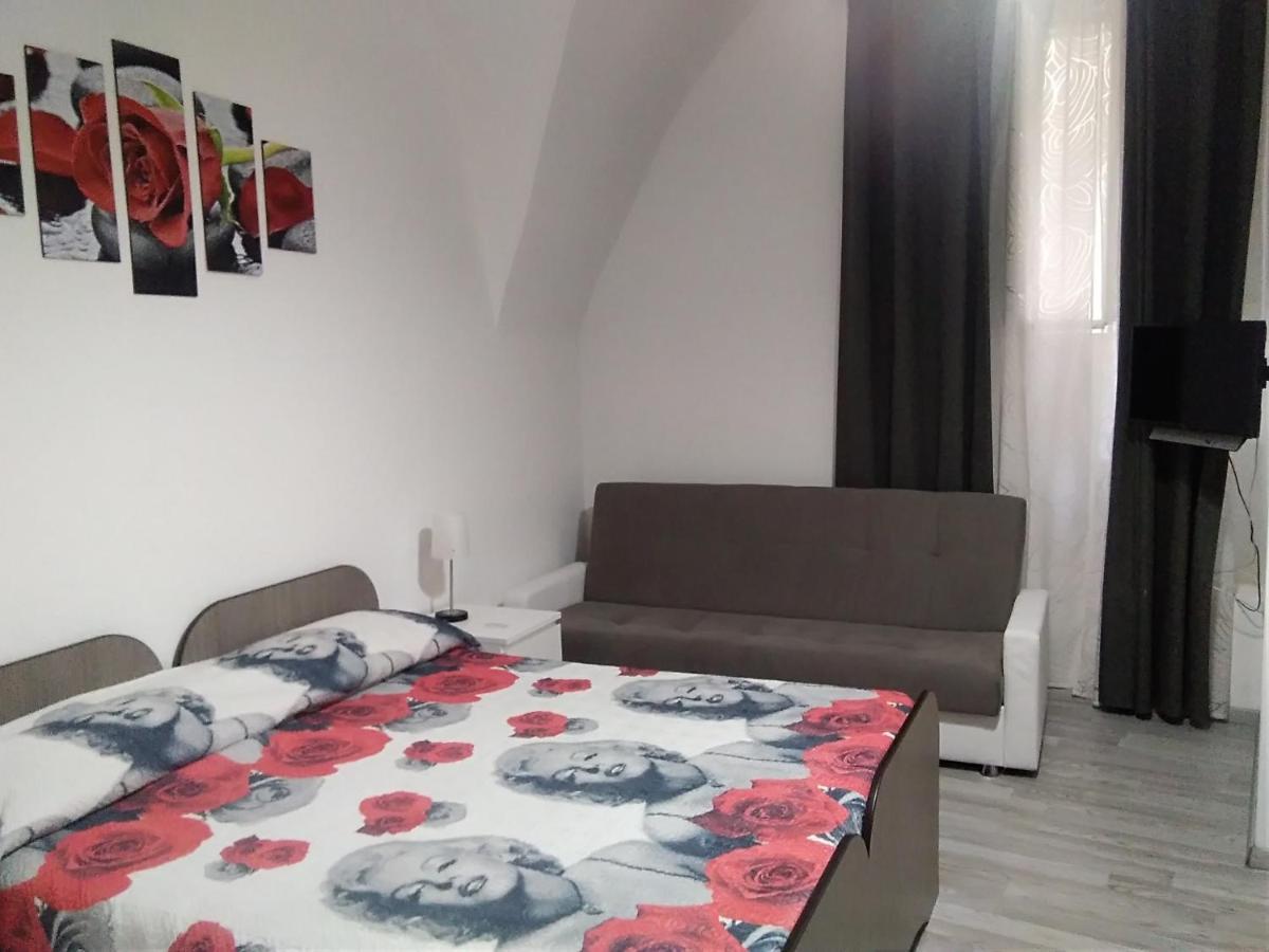 Mary Affittacamere Comiso Exterior foto